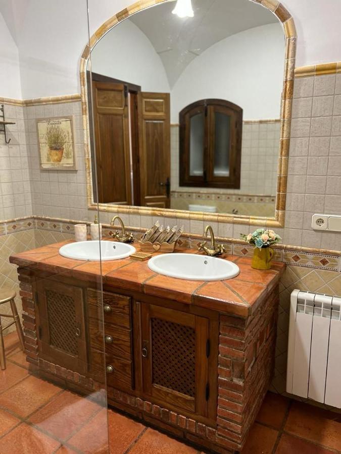 Casa Rural Mijarra **** Herrera del Duque Zewnętrze zdjęcie