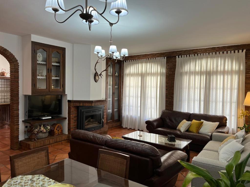 Casa Rural Mijarra **** Herrera del Duque Zewnętrze zdjęcie